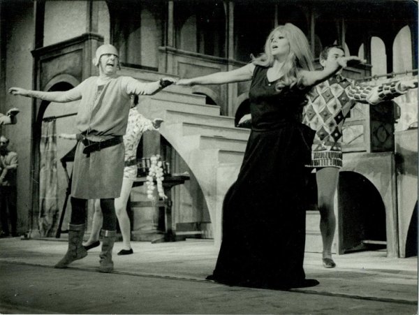 Dario Fo - foto da "La colpa è sempre del Diavolo"